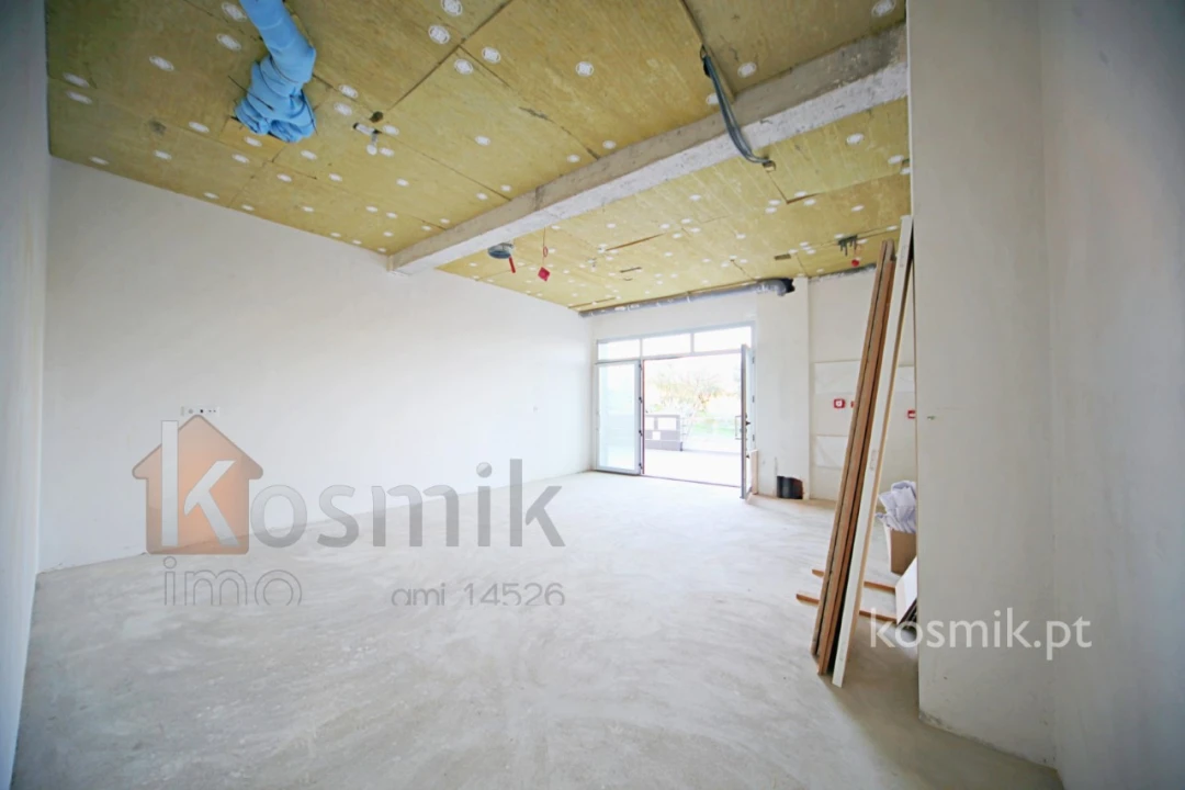 Loja para Venda em Póvoa de Santo Adrião e Olival Basto Foto 6