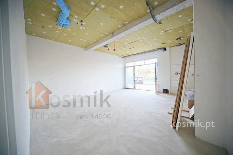 Loja para Venda em Póvoa de Santo Adrião e Olival Basto Foto 20