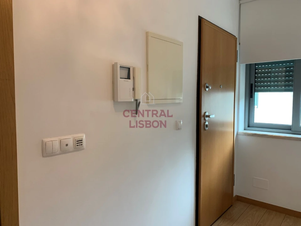 Apartamento T1 para Arrendamento em Avenidas Novas Foto 15