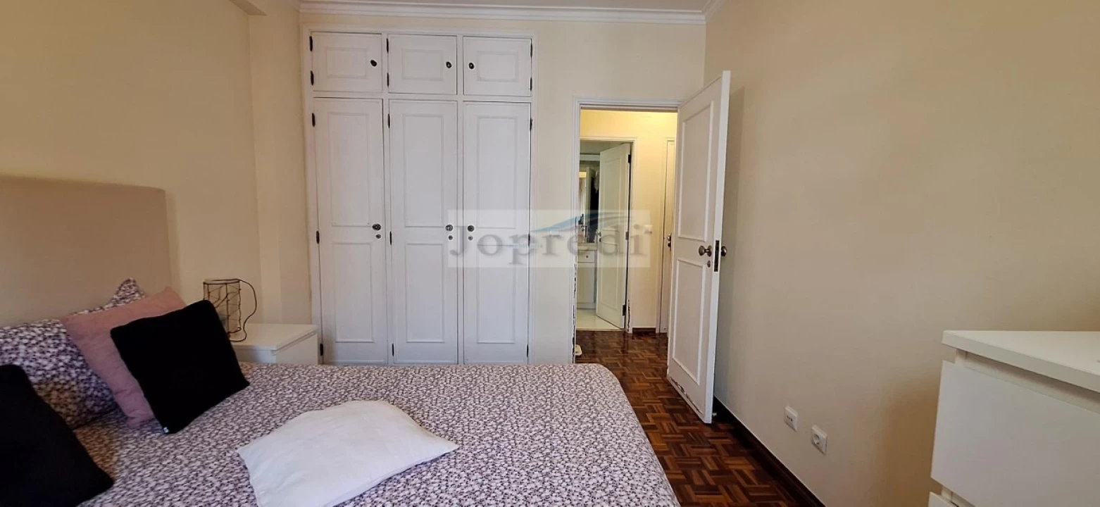 Apartamento T2 para Venda em São Domingos de Rana Foto 11