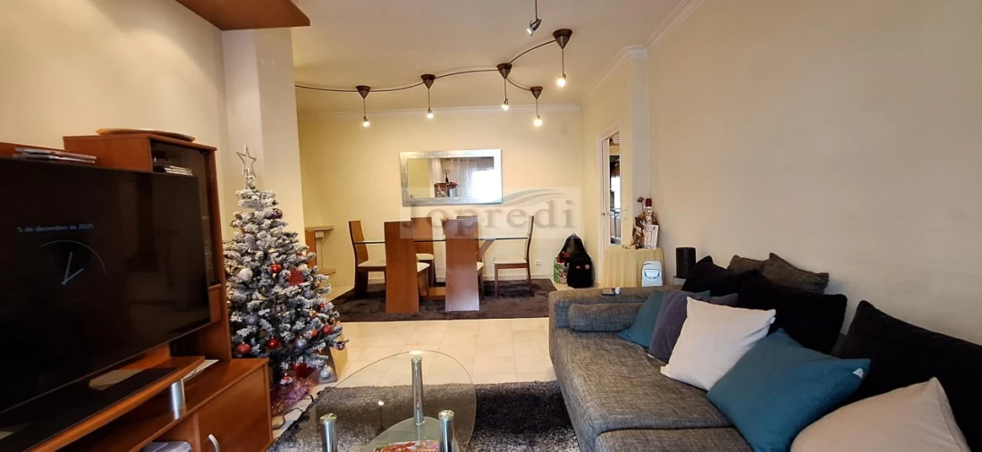 Apartamento T2 para Venda em São Domingos de Rana Foto 4