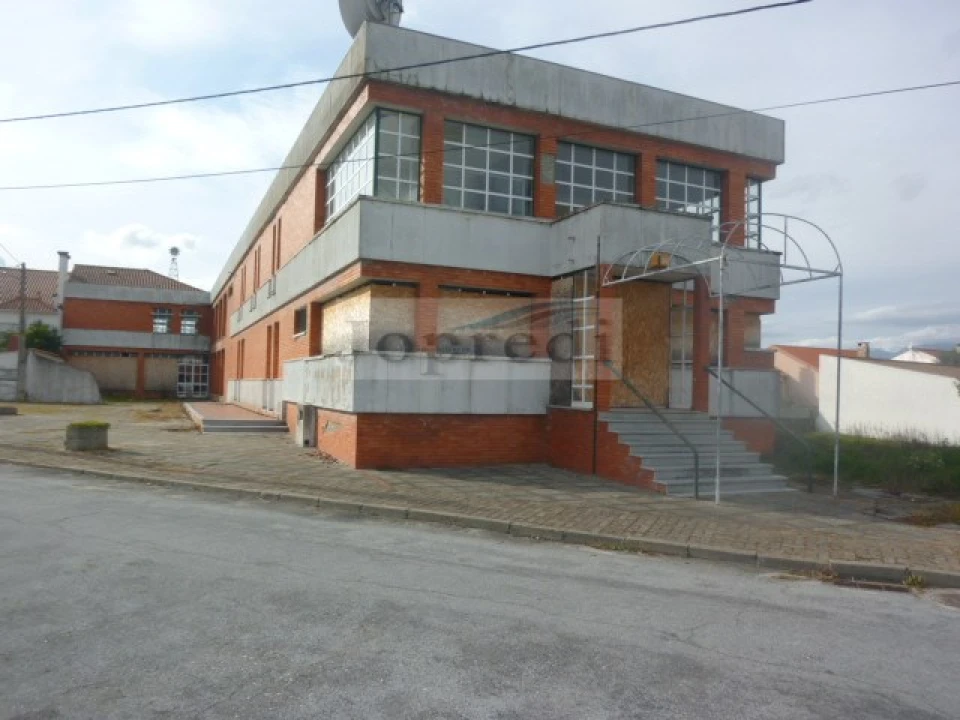 Terreno para Venda em Fundão, Valverde, Donas, A. Joanes, A. Nova Cabo Foto 1