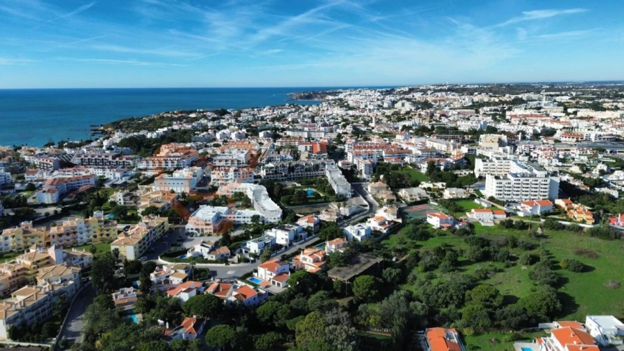 Terreno para Venda em Albufeira e Olhos de Água Foto 4