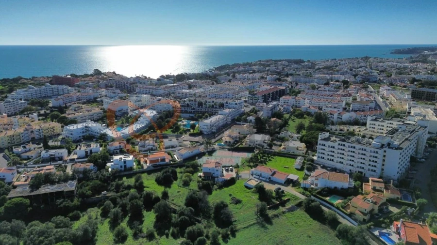 Terreno para Venda em Albufeira e Olhos de Água Foto 11