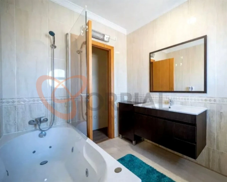 Apartamento T2 para Venda em Albufeira e Olhos de Água Foto 11