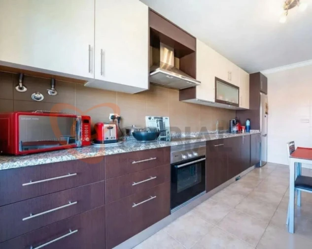 Apartamento T2 para Venda em Albufeira e Olhos de Água Foto 6