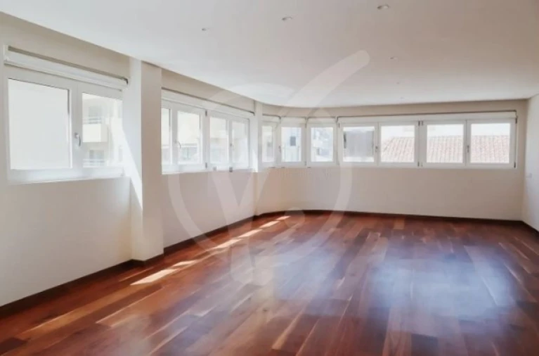 Apartamento T3 para Venda em Póvoa de Varzim, Beiriz e Argivai Foto 1