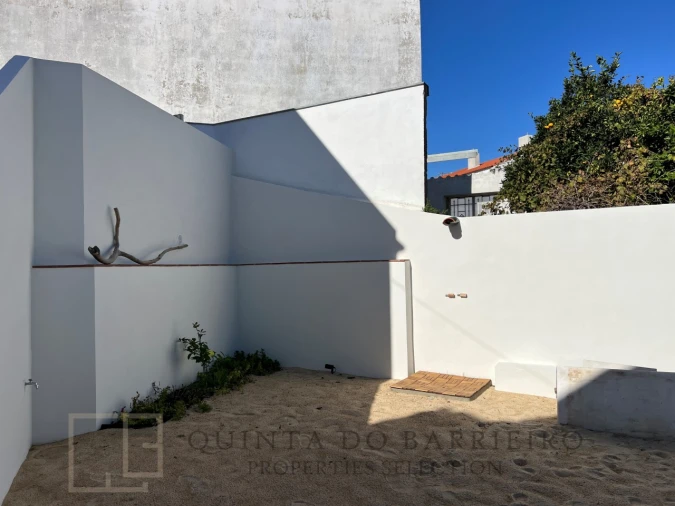 Moradia T3 para Venda em Santa Maria do Castelo e Santiago e Santa Susana Foto 31