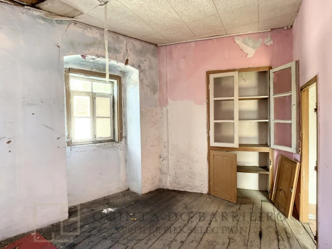 Moradia T2 para Venda em Ribeira de Nisa e Carreiras Foto 11