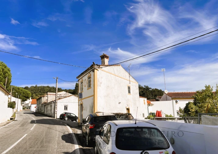 Moradia T2 para Venda em Ribeira de Nisa e Carreiras Foto 4