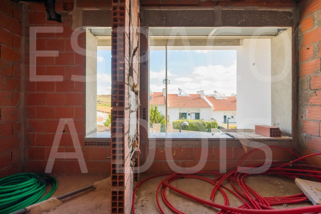 Moradia T3 para Venda em Queluz e Belas Foto 46