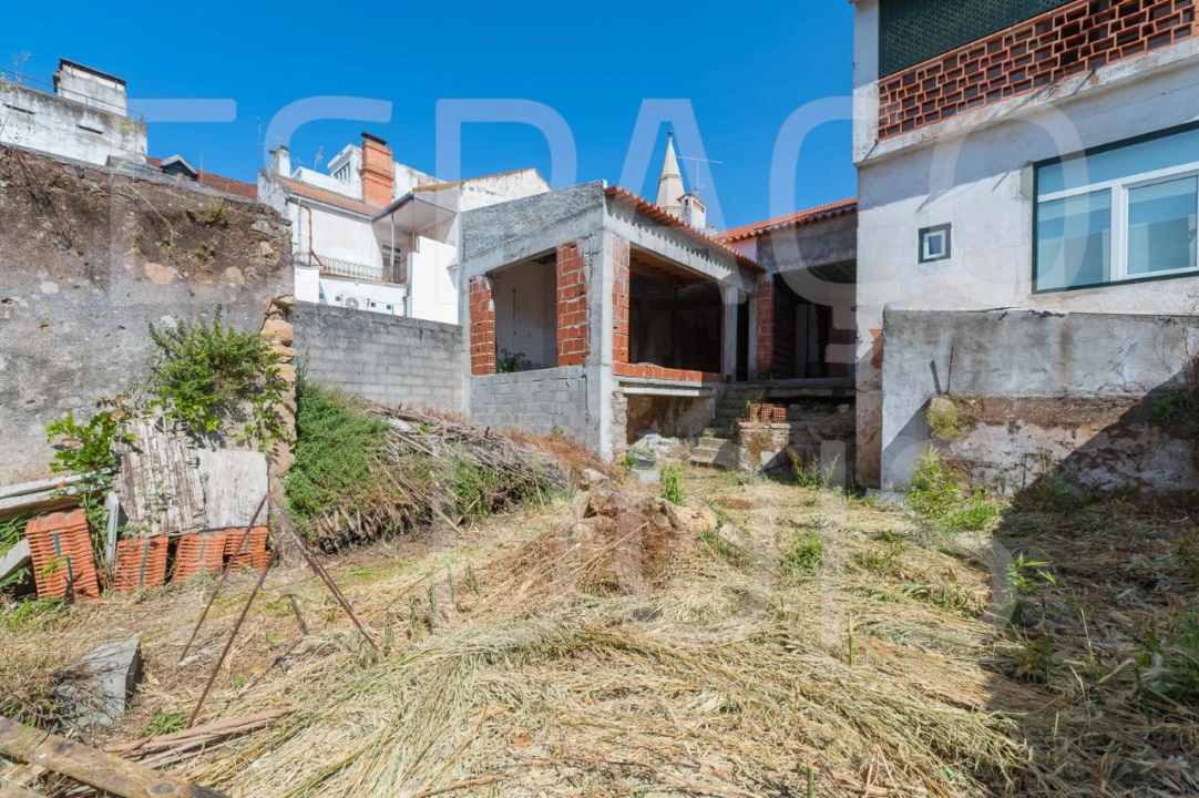 Prédio para Venda em São João Baptista e Santa Maria dos Olivais Foto 23