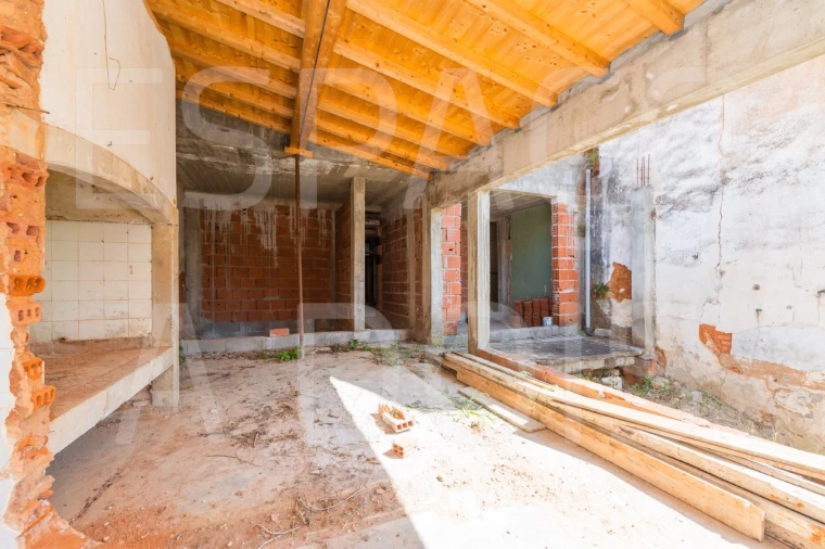 Prédio para Venda em São João Baptista e Santa Maria dos Olivais Foto 27