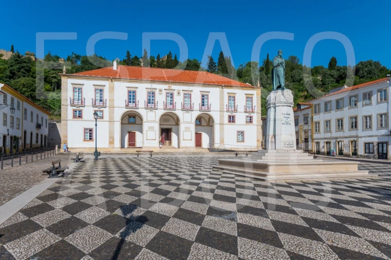 Prédio para Venda em São João Baptista e Santa Maria dos Olivais Foto 51