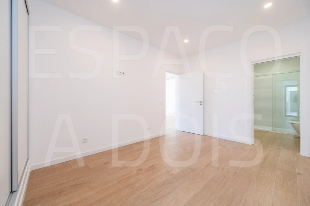 Apartamento T2 para Venda em Vila Real de Santo Antonio Foto 35