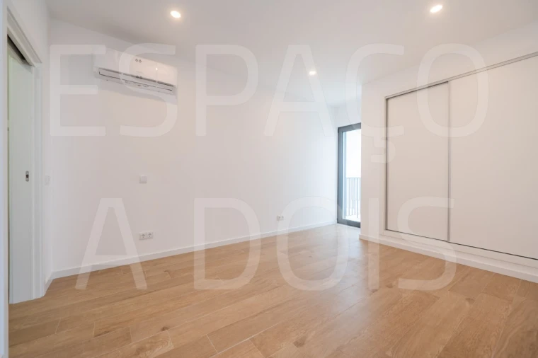 Apartamento T2 para Venda em Vila Real de Santo Antonio Foto 27