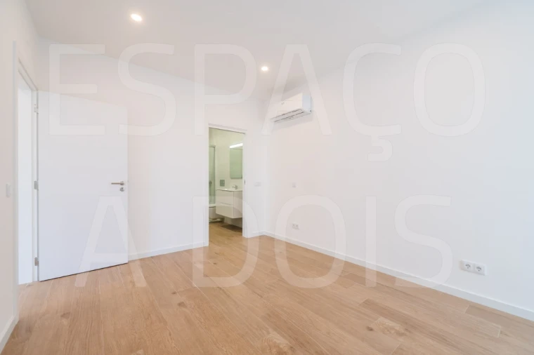 Apartamento T2 para Venda em Vila Real de Santo Antonio Foto 34