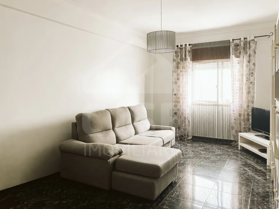 Apartamento T2 para Venda em Benavente Foto 4