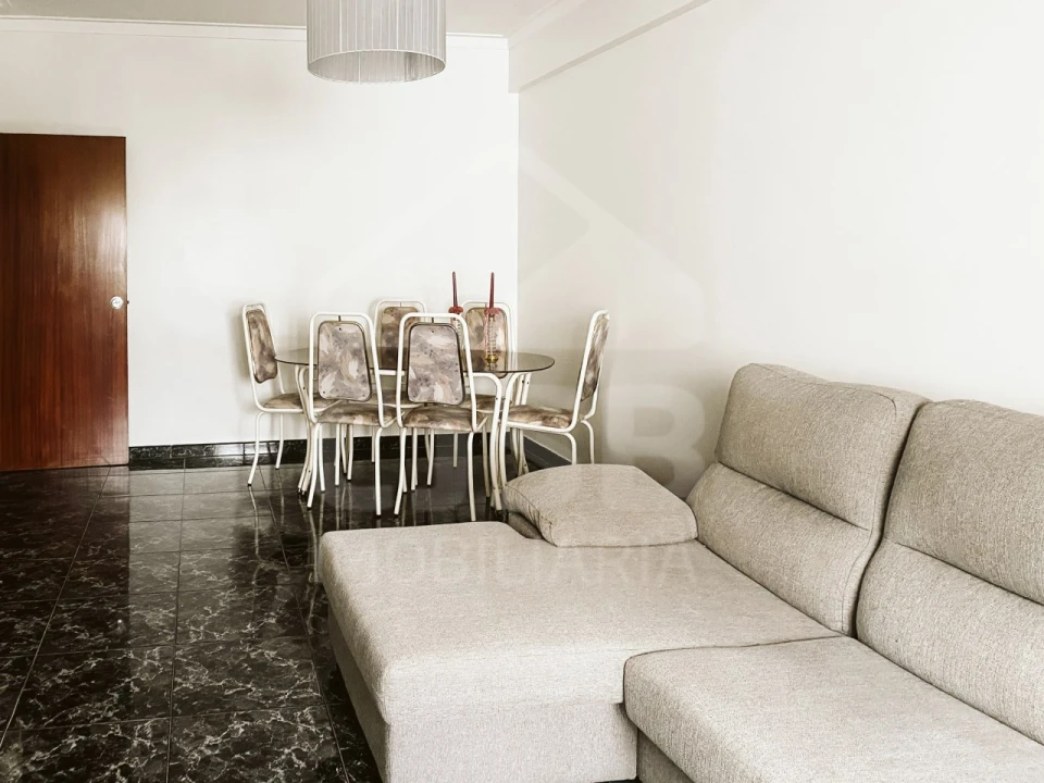 Apartamento T2 para Venda em Benavente Foto 5