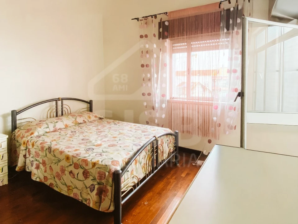 Apartamento T2 para Venda em Benavente Foto 11