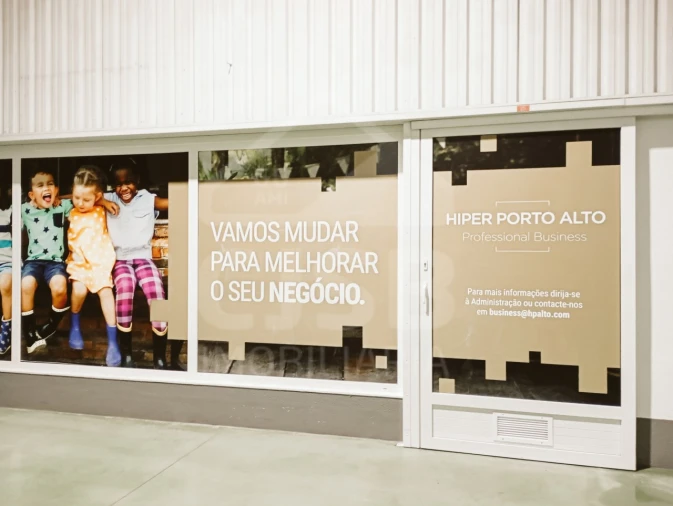 Loja para Venda em Samora Correia Foto 2