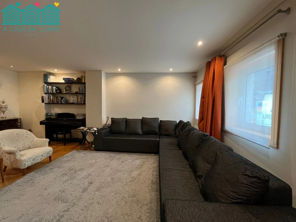 Apartamento T2 para Arrendamento em Glória e Vera Cruz Foto 2