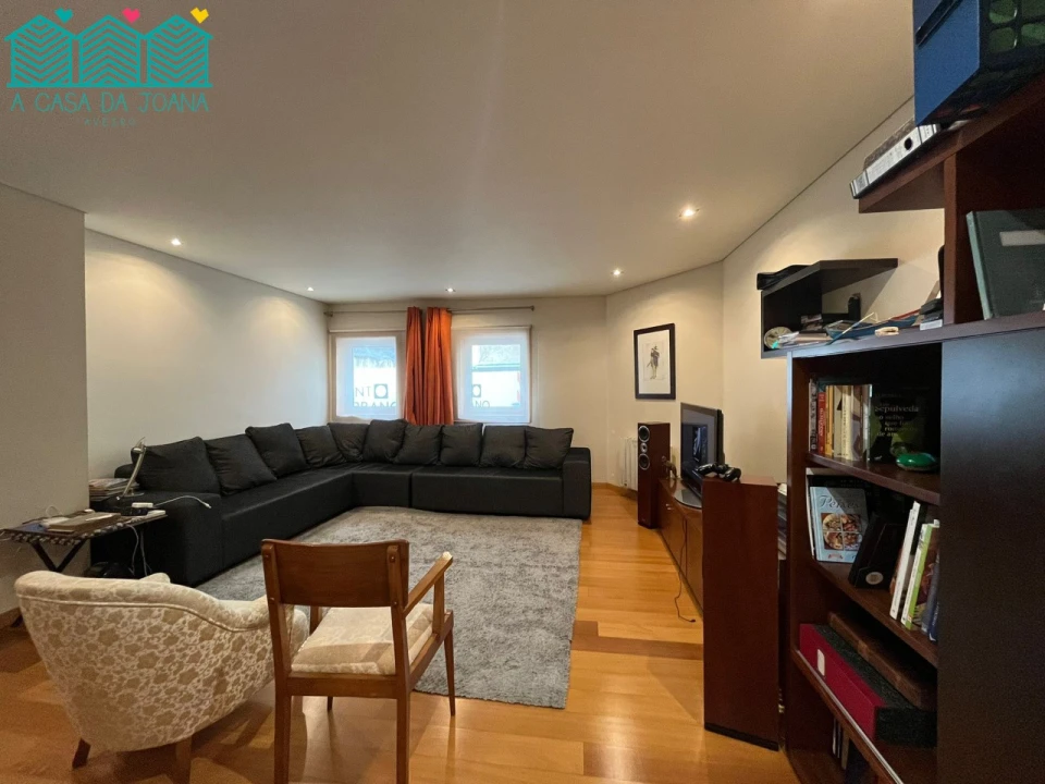 Apartamento T2 para Arrendamento em Glória e Vera Cruz Foto 3