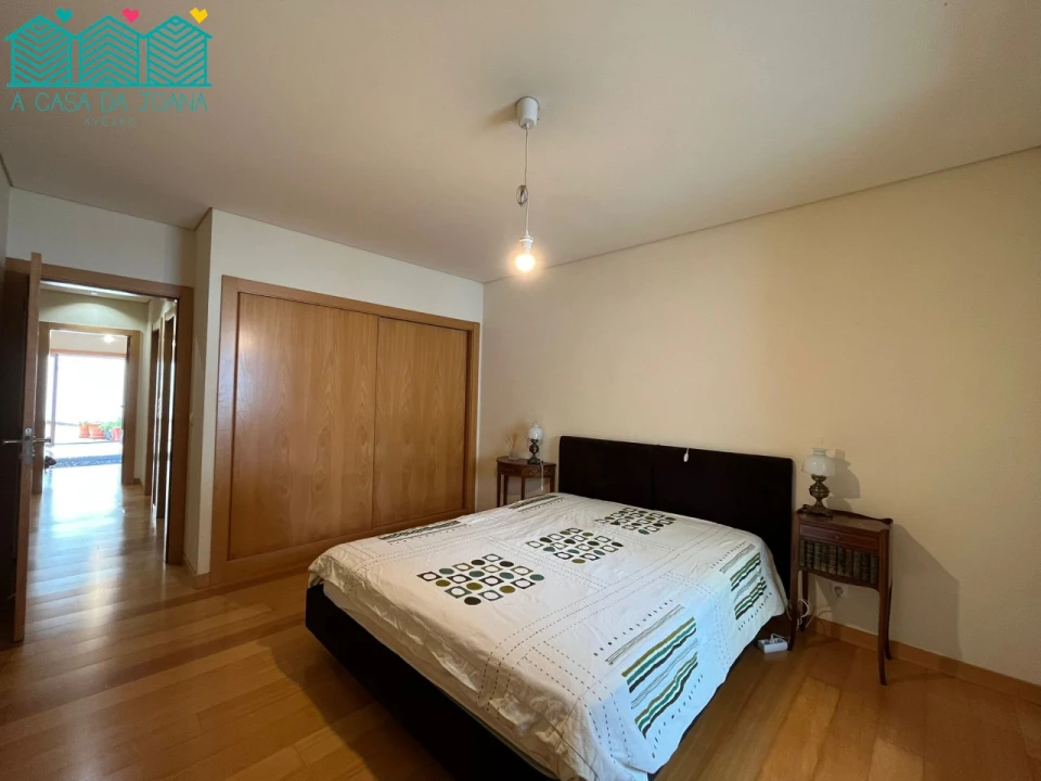 Apartamento T2 para Arrendamento em Glória e Vera Cruz Foto 8
