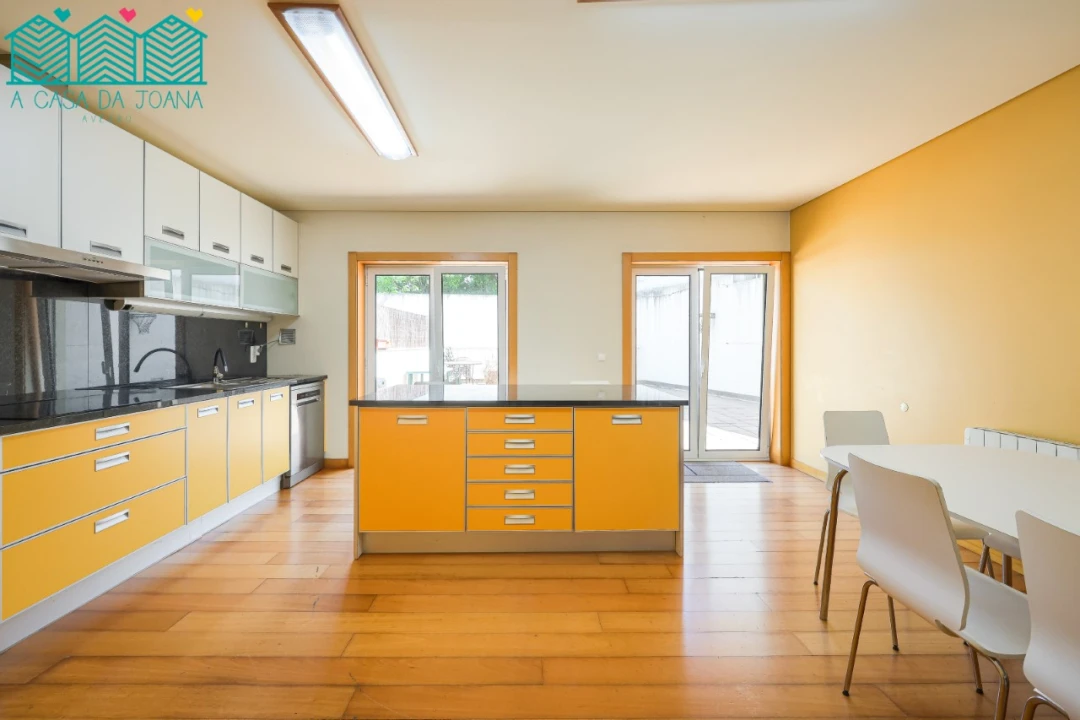 Apartamento T2 para Arrendamento em Glória e Vera Cruz Foto 2