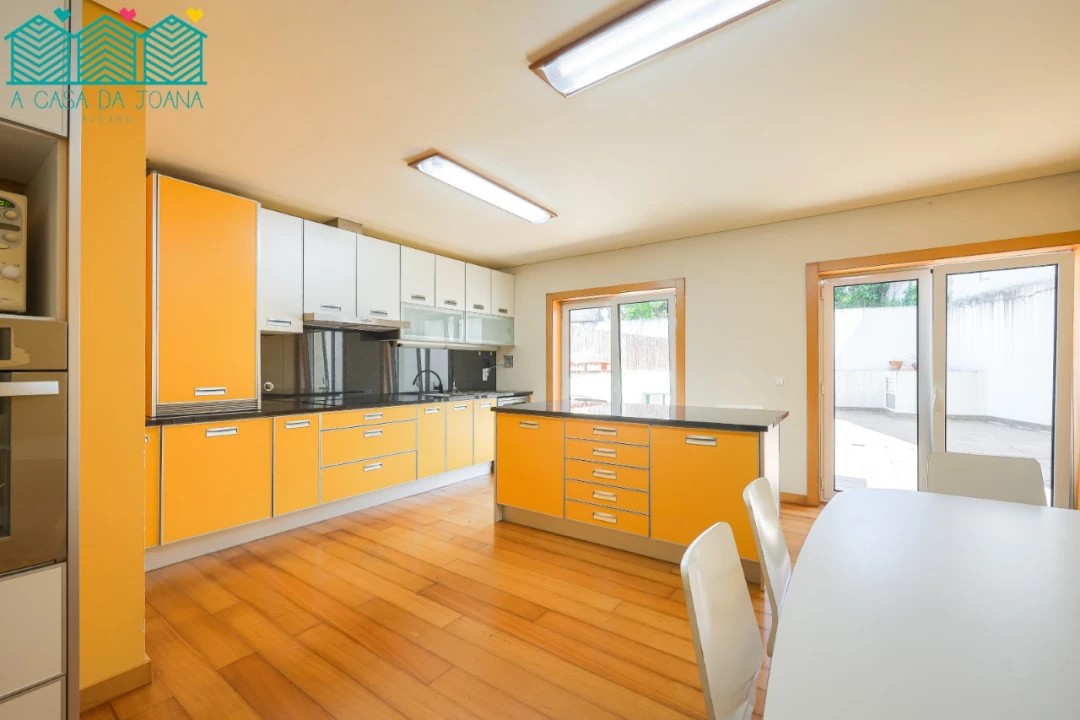 Apartamento T2 para Arrendamento em Glória e Vera Cruz Foto 4