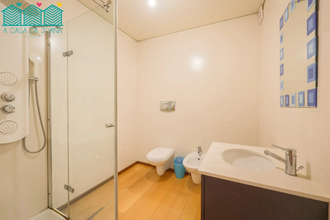 Apartamento T2 para Arrendamento em Glória e Vera Cruz Foto 17