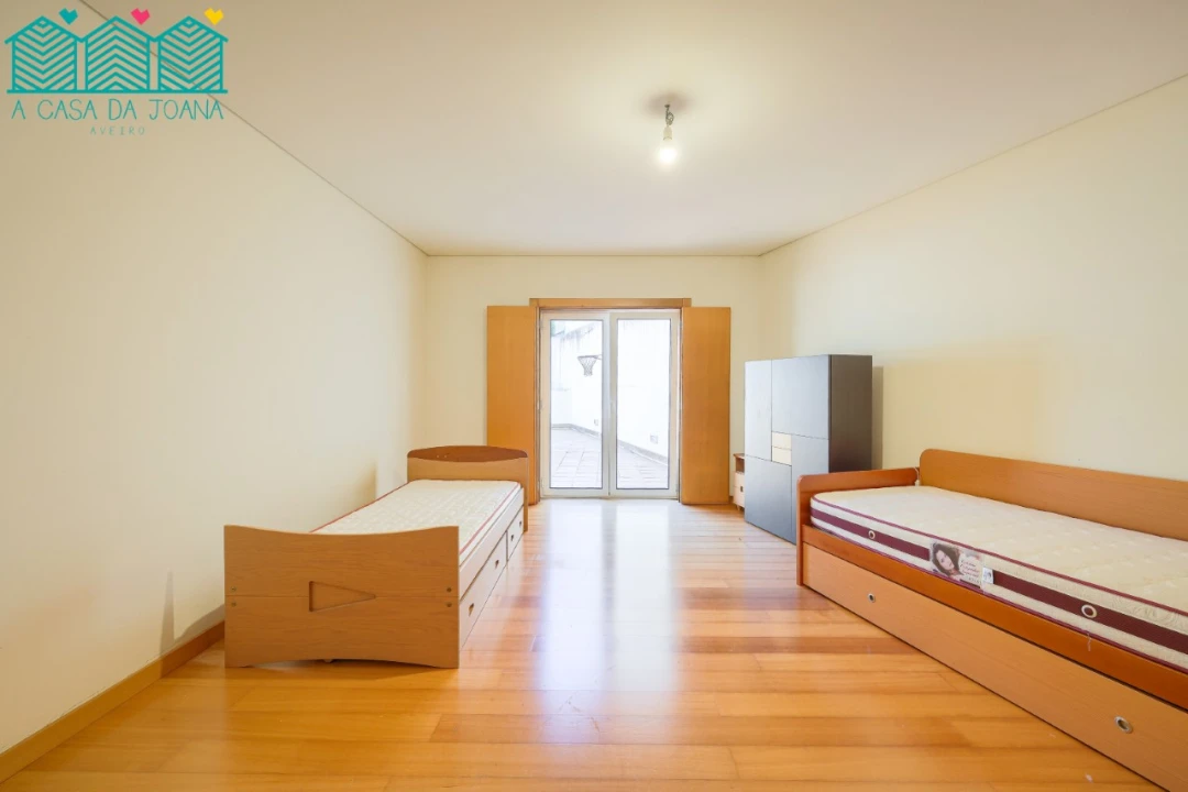 Apartamento T2 para Arrendamento em Glória e Vera Cruz Foto 18