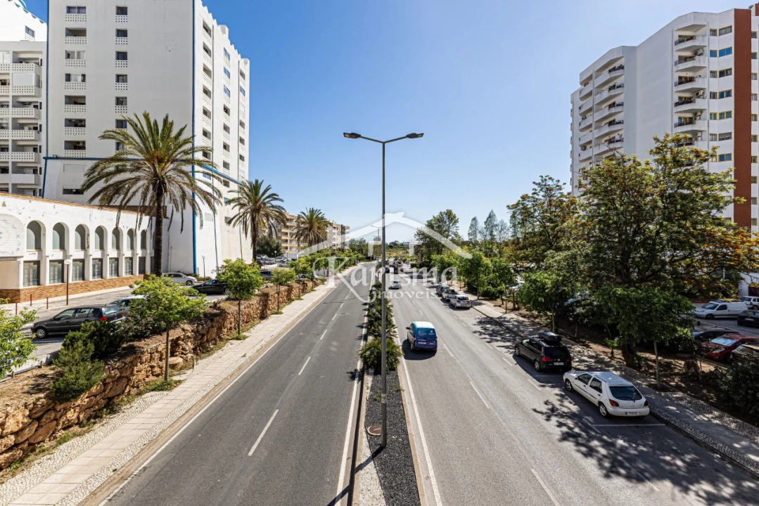 Apartamento T1 para Venda em Portimão Foto 4