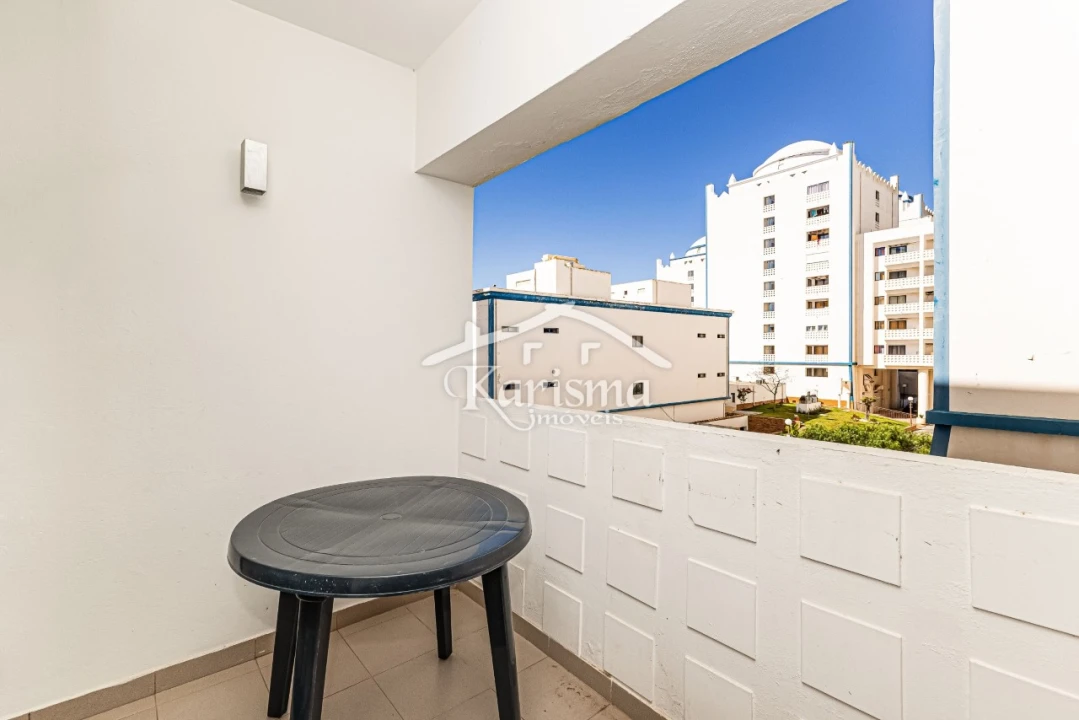Apartamento T1 para Venda em Portimão Foto 7