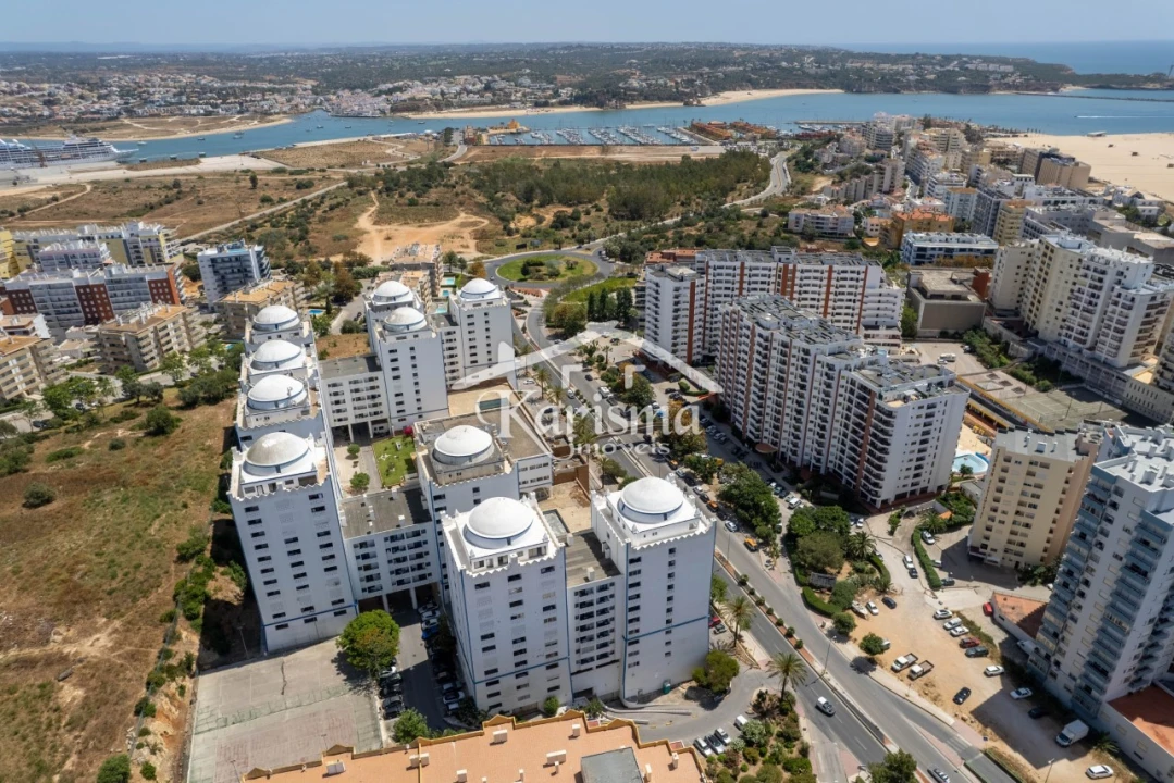 Apartamento T1 para Venda em Portimão Foto 11