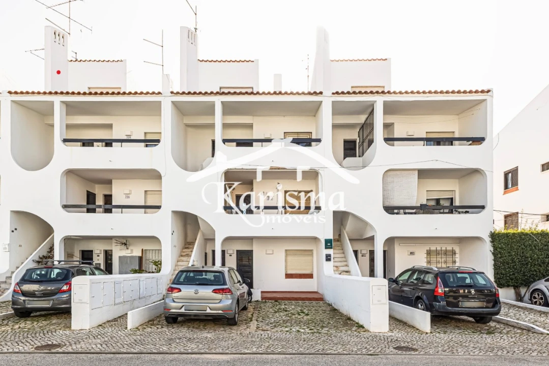 Apartamento T2 para Venda em Albufeira e Olhos de Água Foto 2