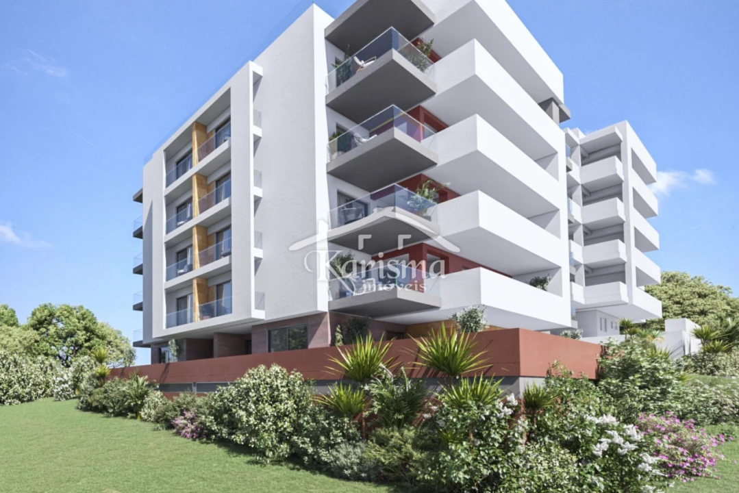 Apartamento T3 para Venda em Portimão Foto 7