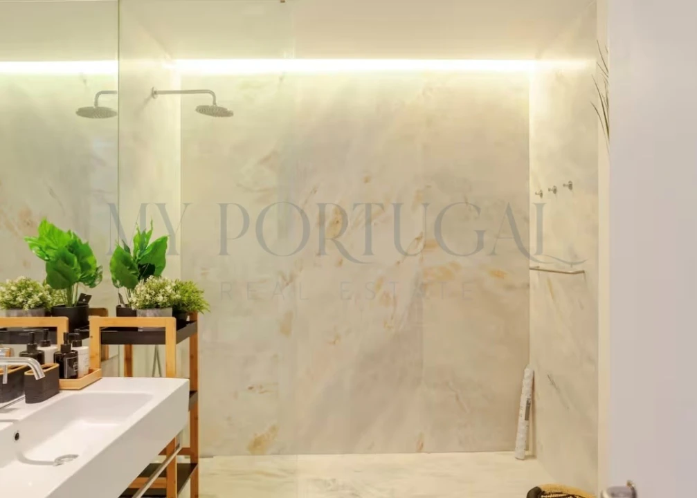 Apartamento T2 para Venda em Misericórdia Foto 24