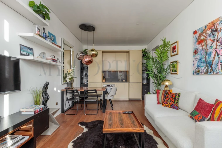 Apartamento T2 para Venda em Misericórdia Foto 11