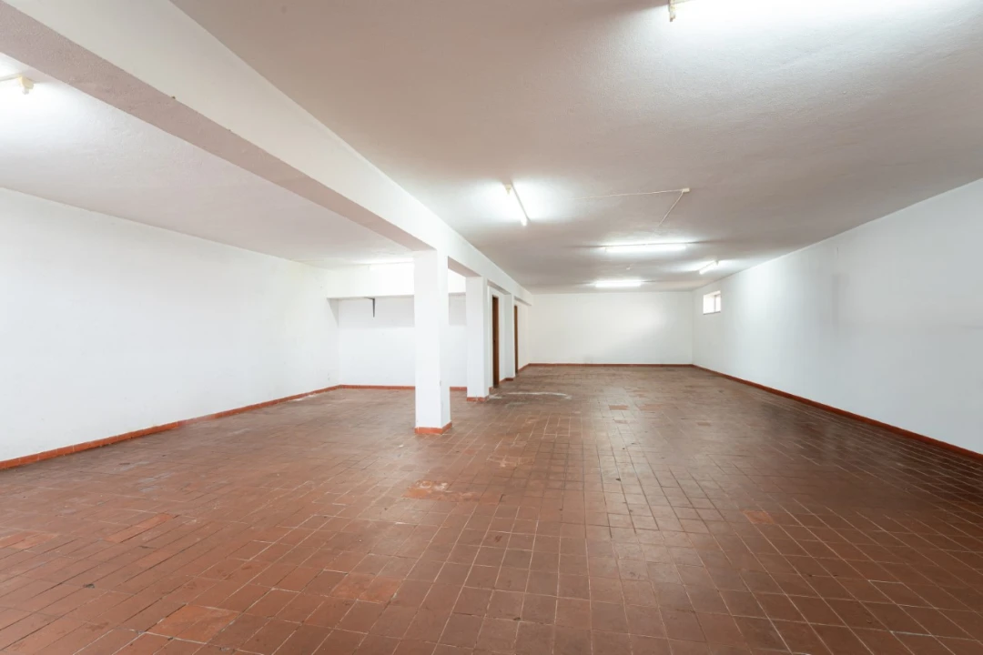 Armazém para Venda em Aljubarrota Foto 8