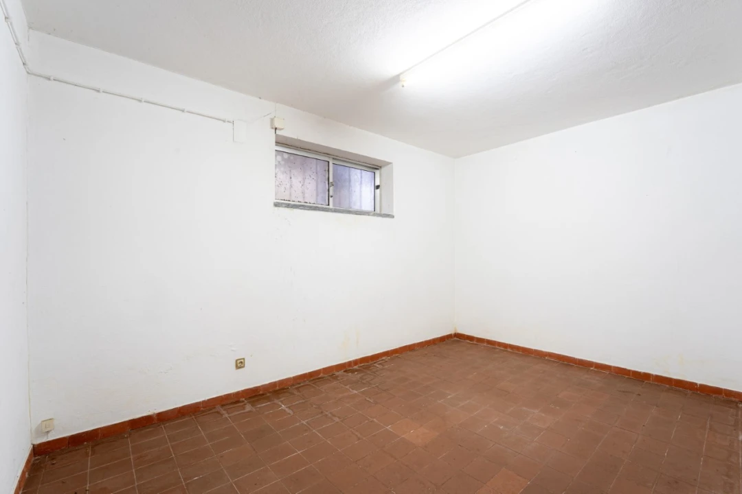 Armazém para Venda em Aljubarrota Foto 17