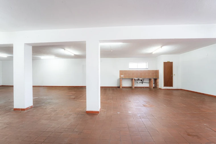 Armazém para Venda em Aljubarrota Foto 11