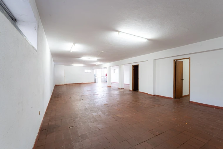 Armazém para Venda em Aljubarrota Foto 13