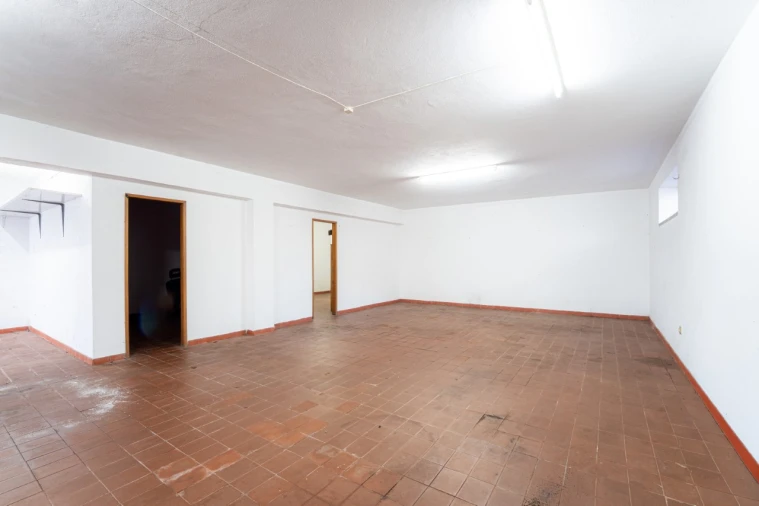 Armazém para Venda em Aljubarrota Foto 14