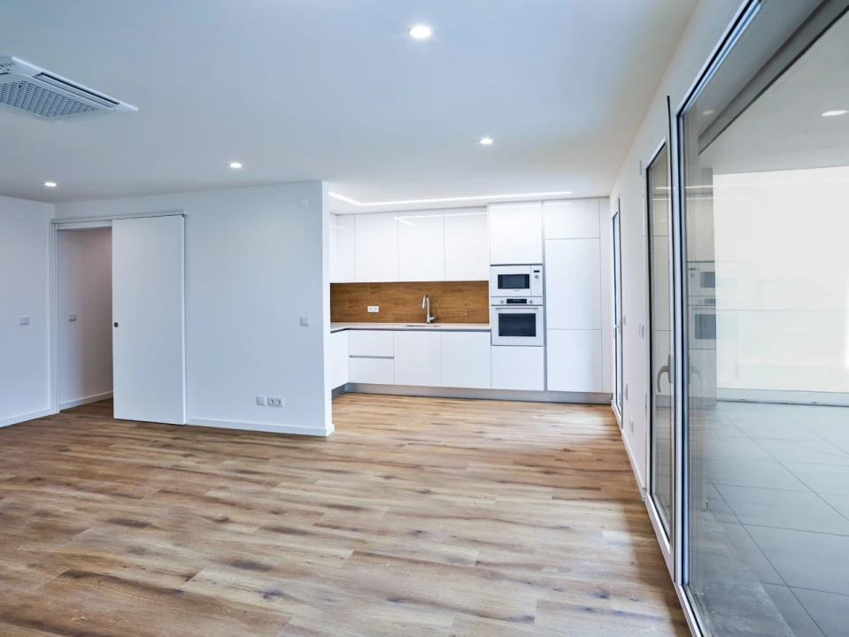 Apartamento T2 para Venda em Nazare Foto 2