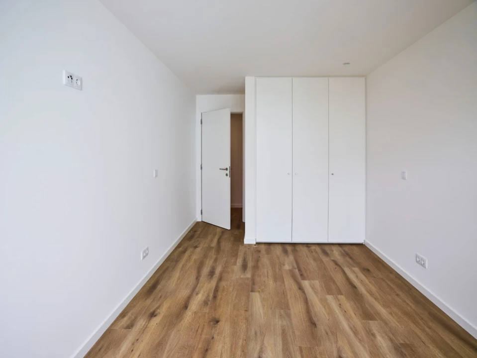 Apartamento T2 para Venda em Nazare Foto 16