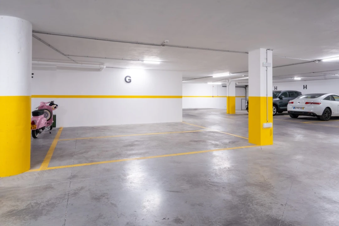 Apartamento T2 para Venda em Nazare Foto 42