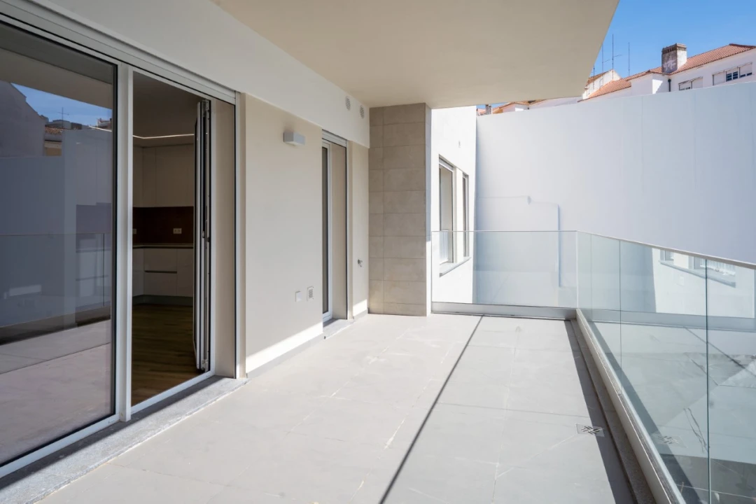 Apartamento T2 para Venda em Nazare Foto 18