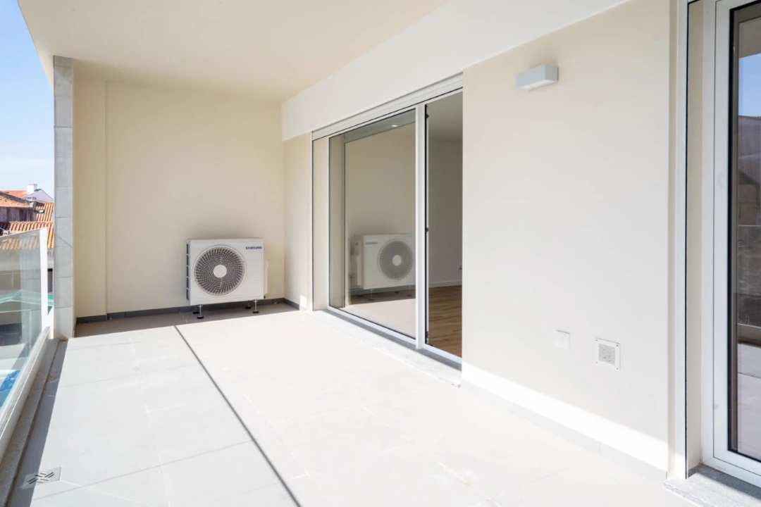 Apartamento T2 para Venda em Nazare Foto 16