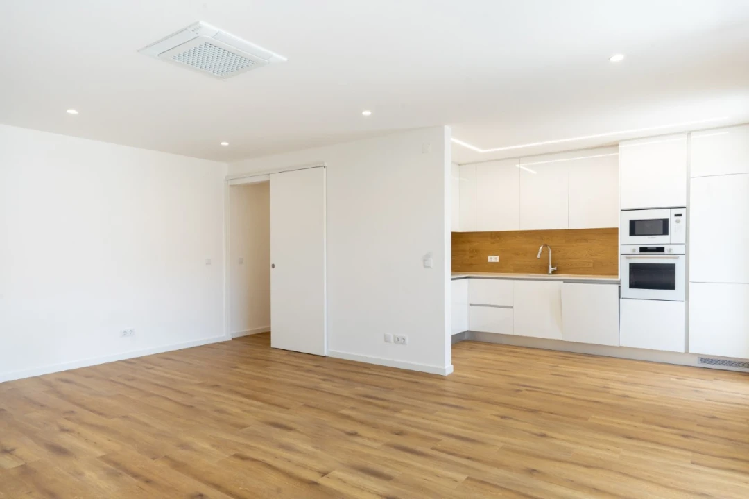 Apartamento T2 para Venda em Nazare Foto 13
